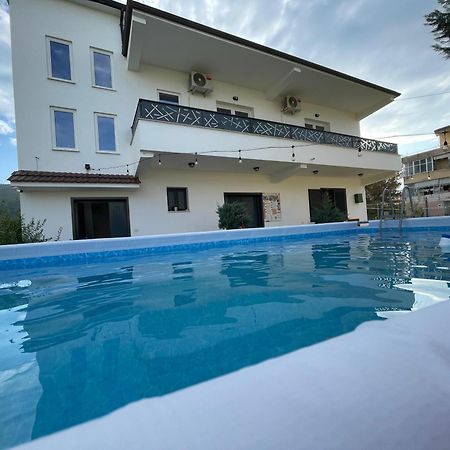 Baza Hostel - Swimming Pool Berat Dış mekan fotoğraf